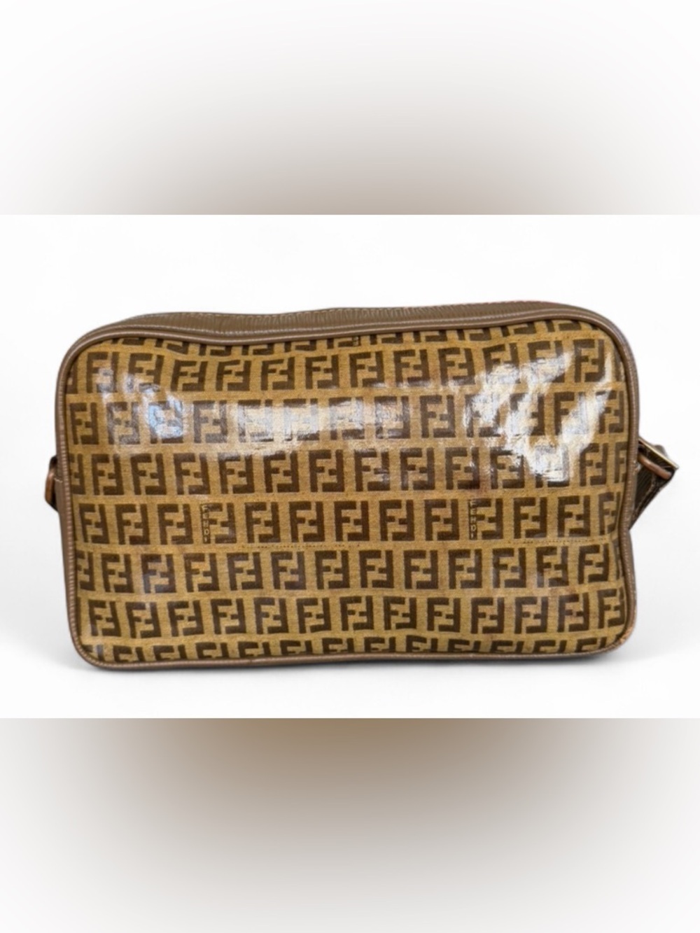 Fendi Zucca monogram crossbody/shoulder bag. Comes with COA and Fendi dust bag. - Picture 11 of 17